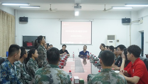 永利欢乐娱人城军训教官见面会.JPG